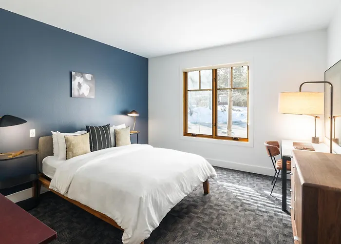 Gravity Haus Truckee-Tahoe