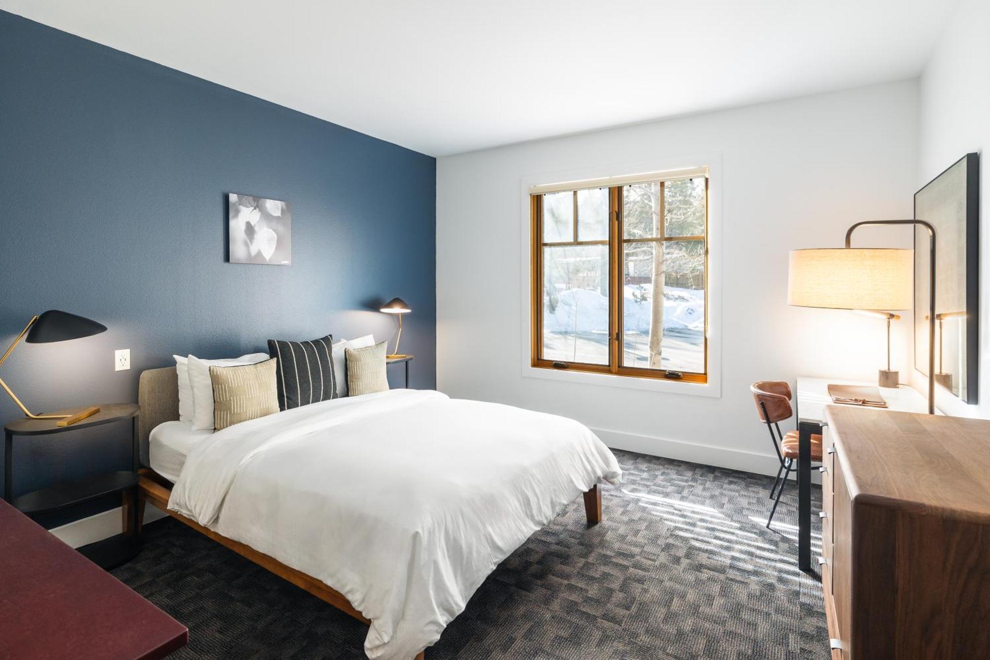 Gravity Haus Truckee-tahoe Hotel